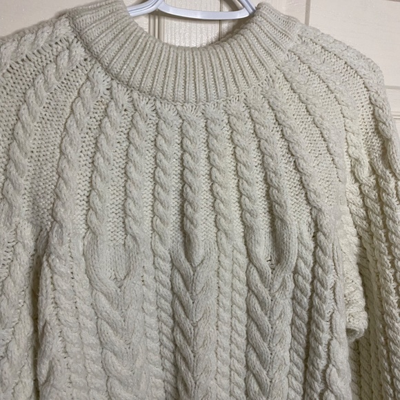 Brand New H&M Cable Knit Chunky Sweater - Picture 3 of 6